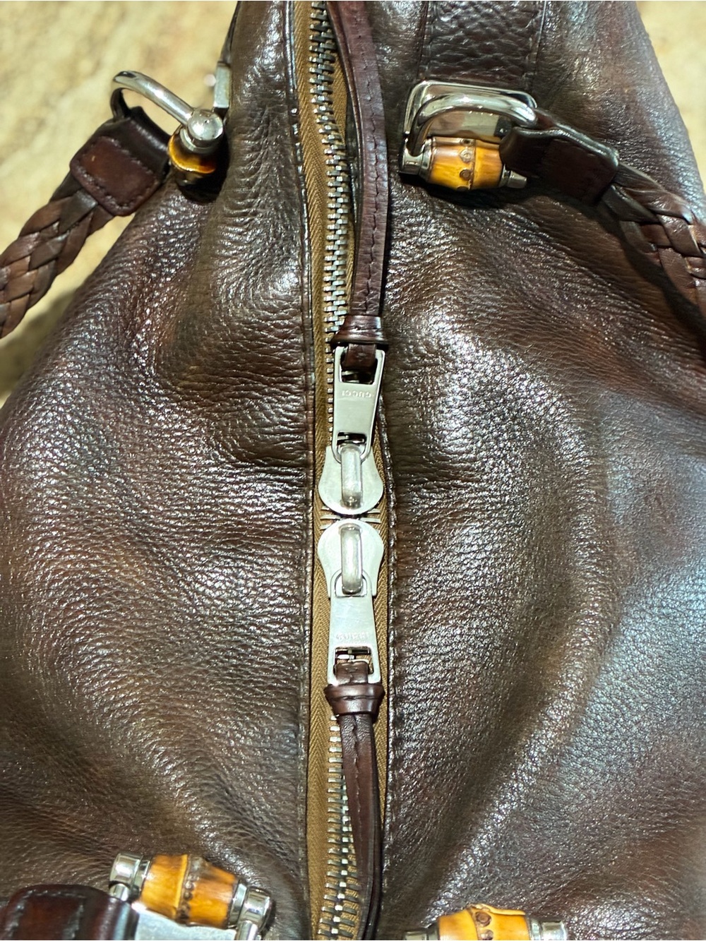 Gucci Authentic Leather Tote 10 1/2“ x 17“ - Picture 3 of 13